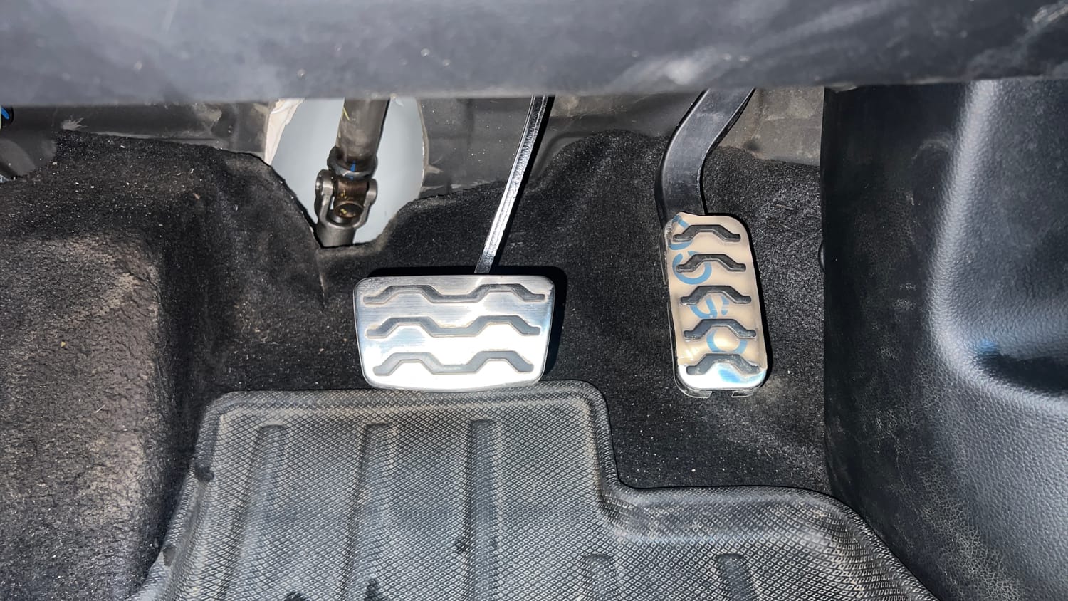 Used 2022 Kia Seltos GTX Plus 1.4 DCT Petrol Automatic interior PEDALS VIEW