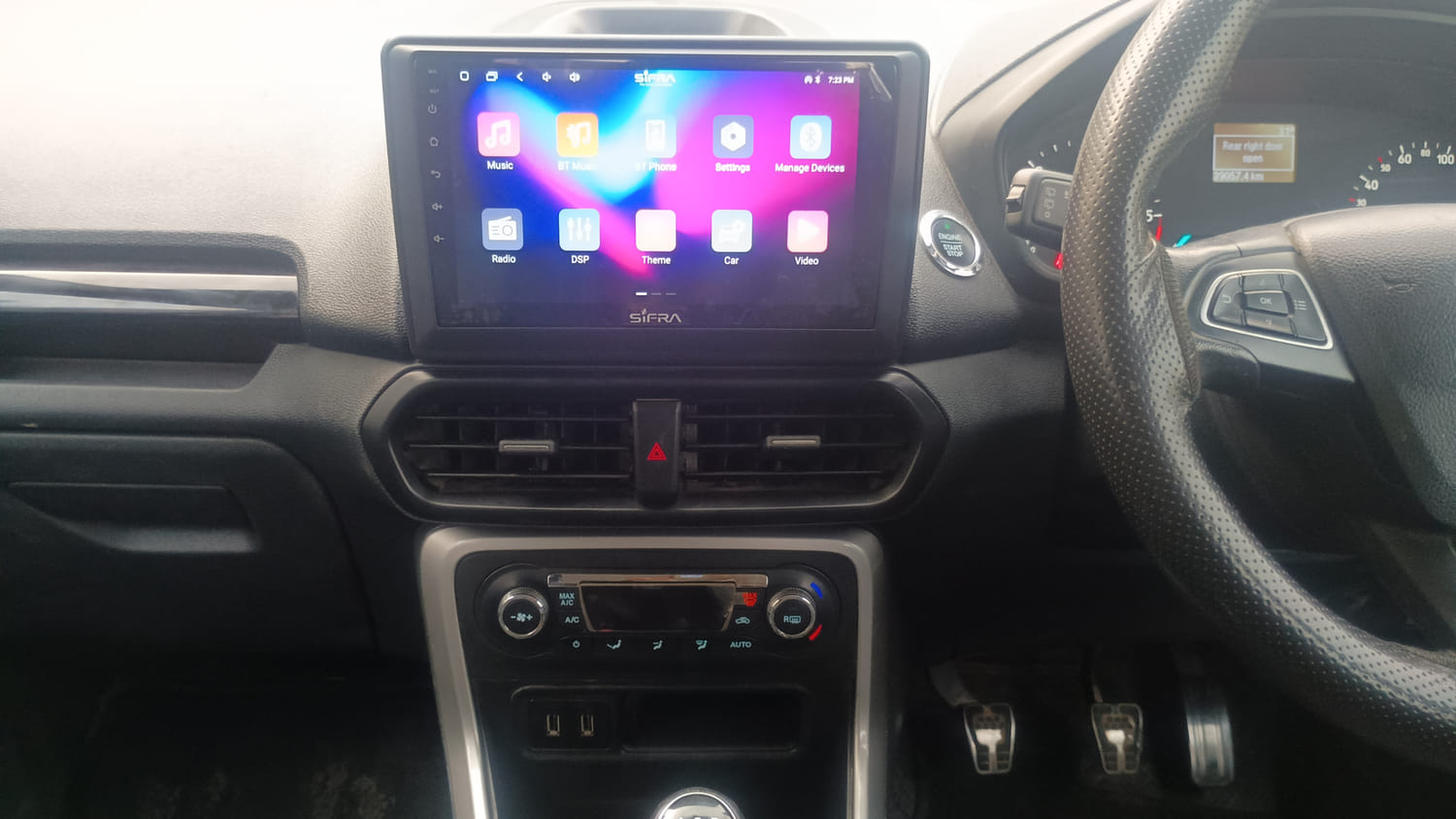 Used 2018 Ford EcoSport Titanium 1.5L TDCi Diesel Manual interior MUSIC SYSTEM & AC CONTROL VIEW
