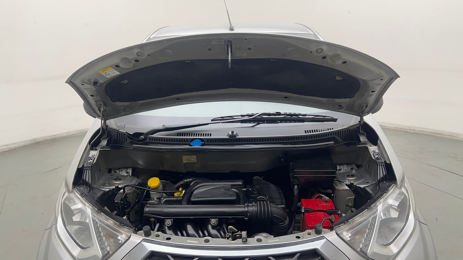 Used 2018 Datsun Redi-GO T(O) 1.0 AMT Petrol Automatic engine ENGINE & BONNET OPEN FRONT VIEW