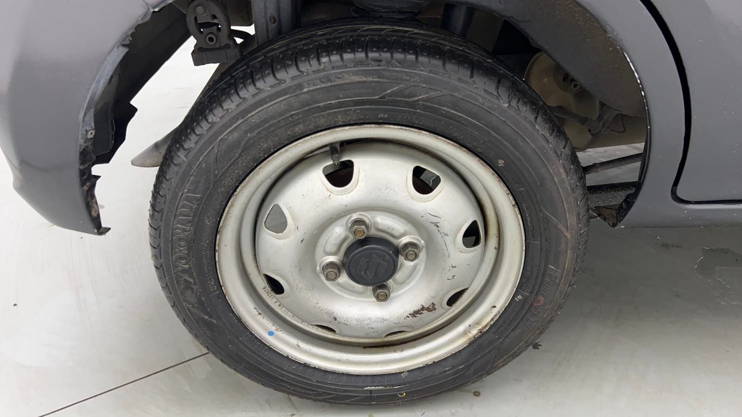 Used 2017 Maruti Suzuki Alto K10 LXi Petrol Manual tyres RIGHT REAR TYRE RIM VIEW
