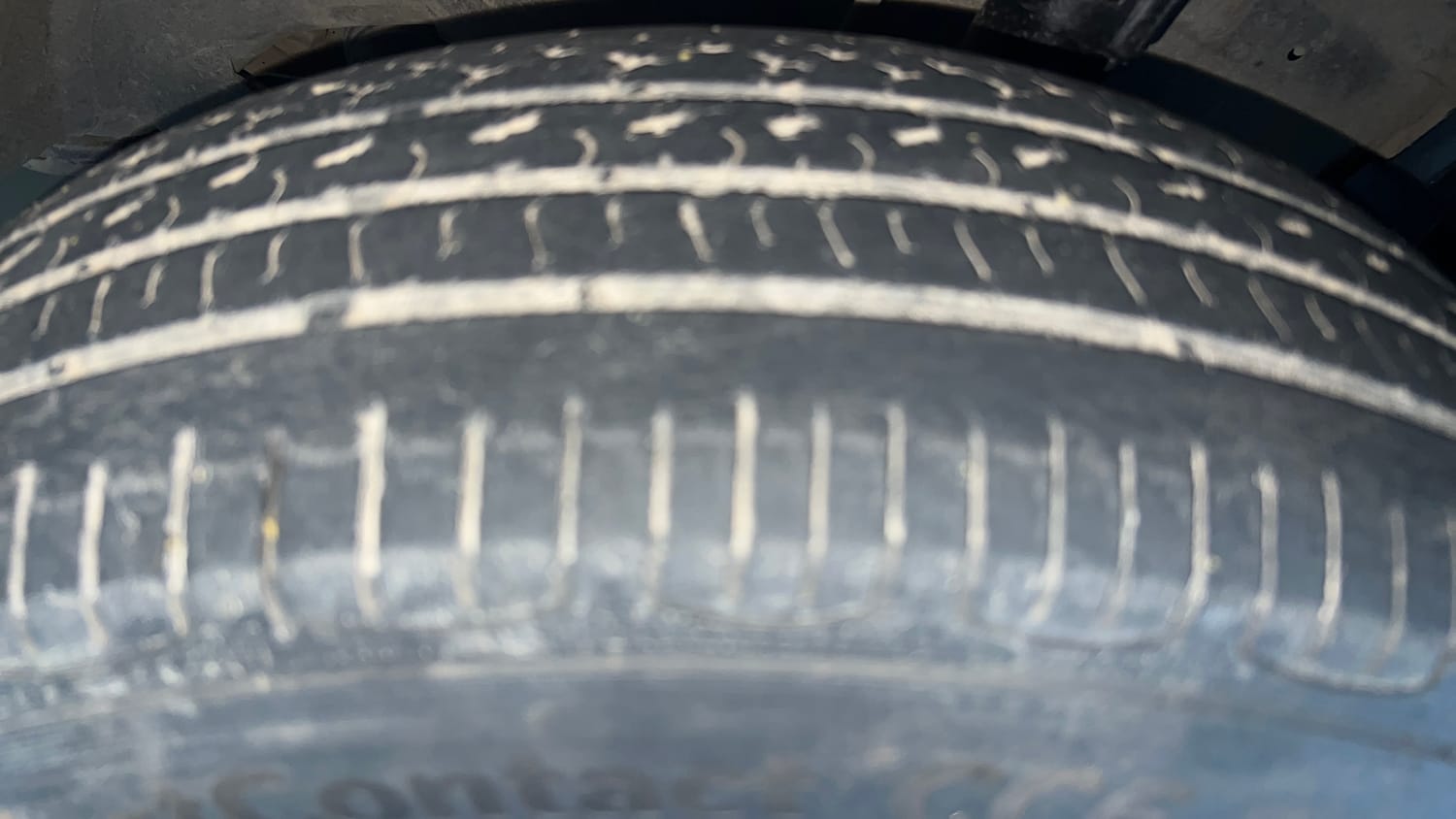 Used 2012 Maruti Suzuki Swift VXi Petrol Manual tyres RIGHT FRONT TYRE TREAD VIEW