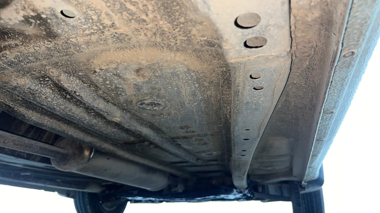 Used 2021 Maruti Suzuki Wagon R 1.0 LXi 1.0 Petrol Manual extra REAR RIGHT UNDERBODY VIEW