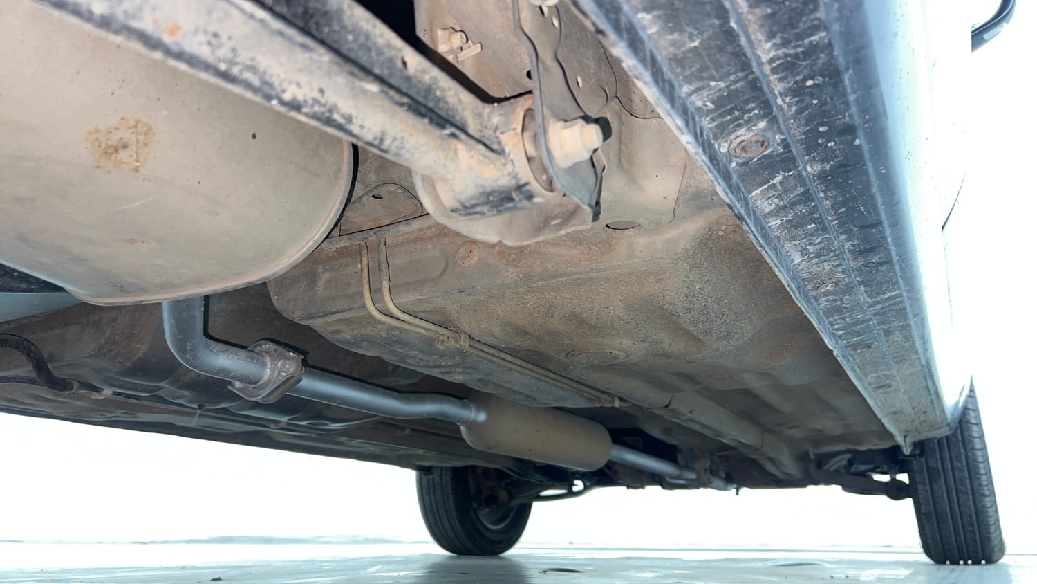 Used 2017 Maruti Suzuki Alto K10 LXi Petrol Manual extra REAR RIGHT UNDERBODY VIEW