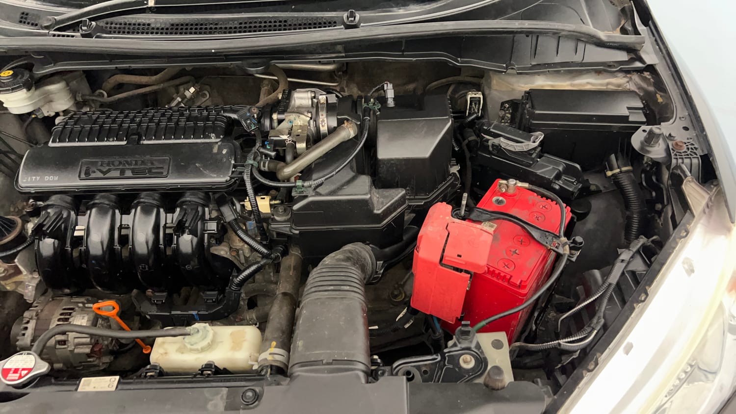 Used 2015 Honda City VX Petrol Manual engine ENGINE LEFT SIDE VIEW