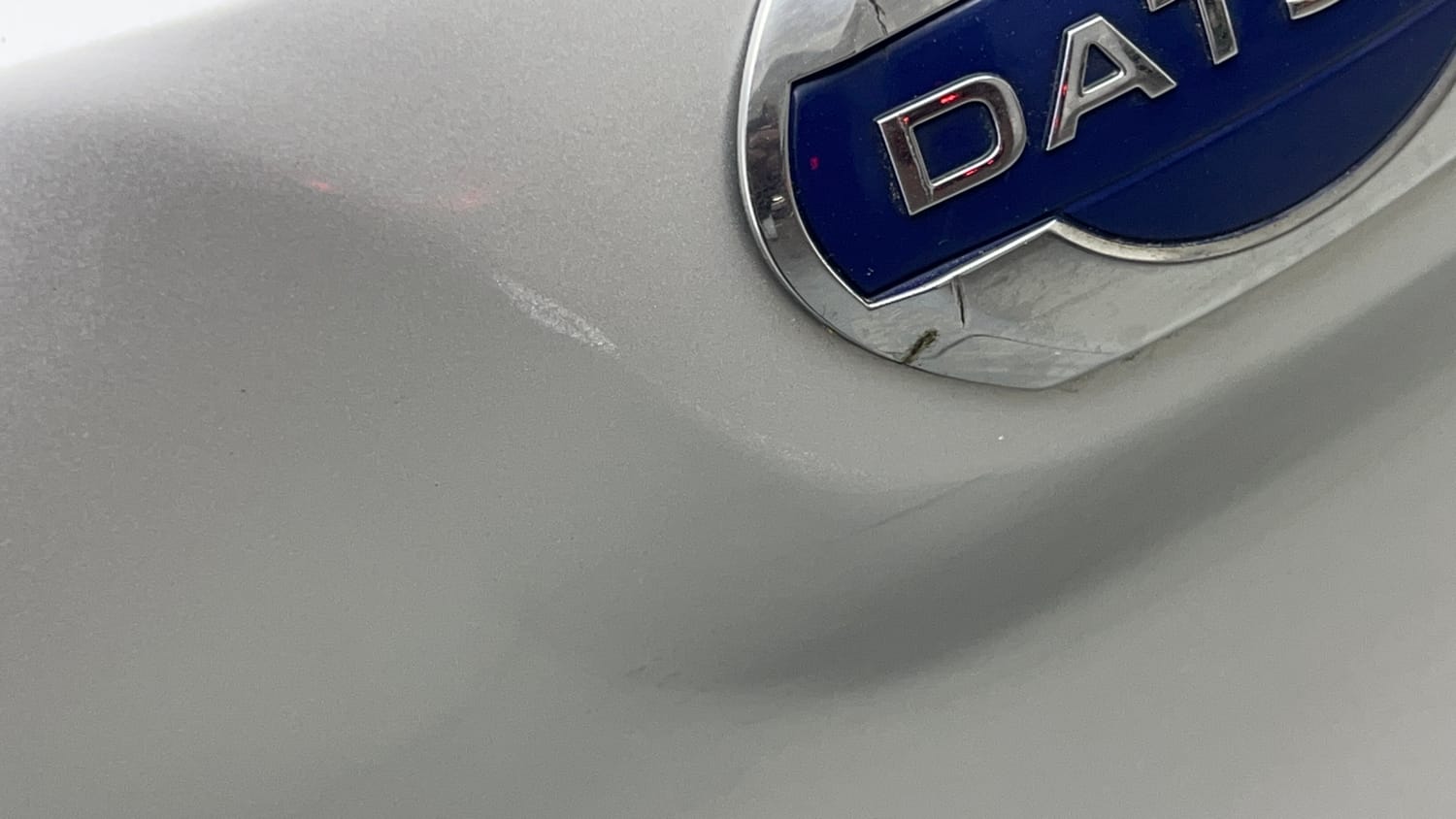 Used 2018 Datsun Redi-GO T(O) 1.0 AMT Petrol Automatic dents MINOR DENT