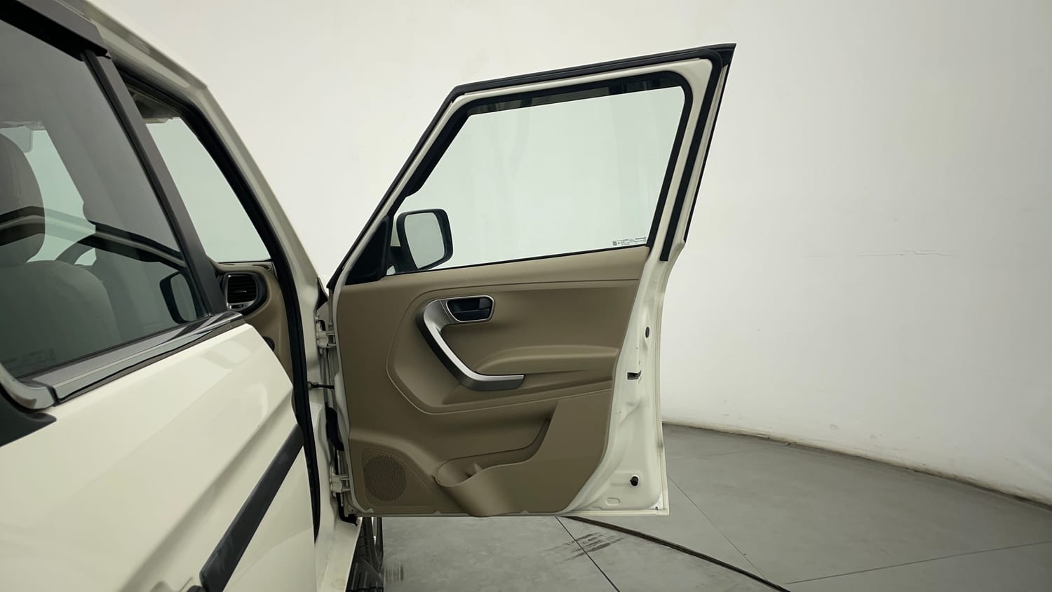 Used 2024 Mahindra Bolero Neo Plus P10 Diesel Manual interior RIGHT FRONT DOOR OPEN VIEW