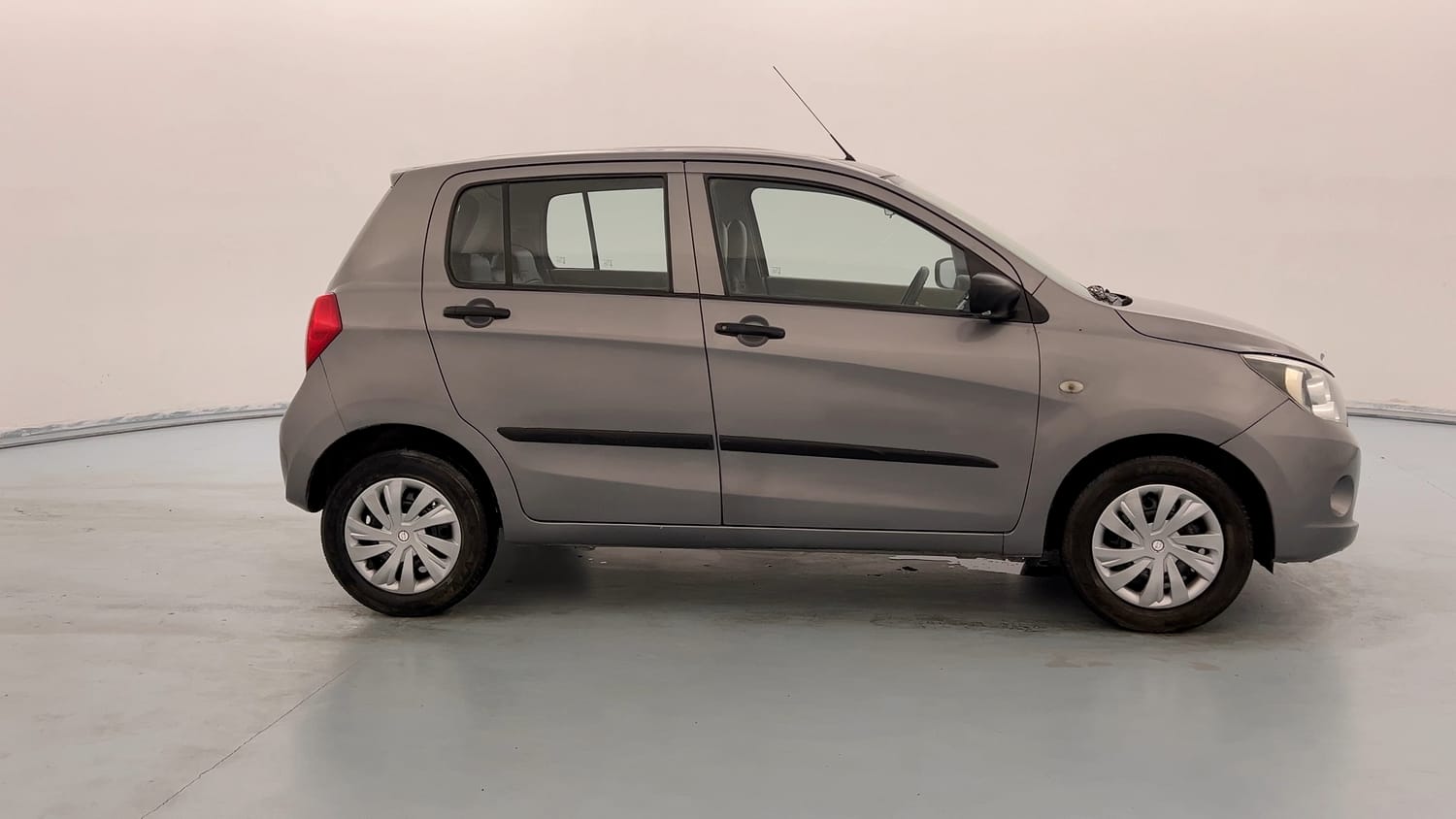 Used 2014 Maruti Suzuki Celerio VXi AMT Petrol Automatic exterior RIGHT SIDE VIEW