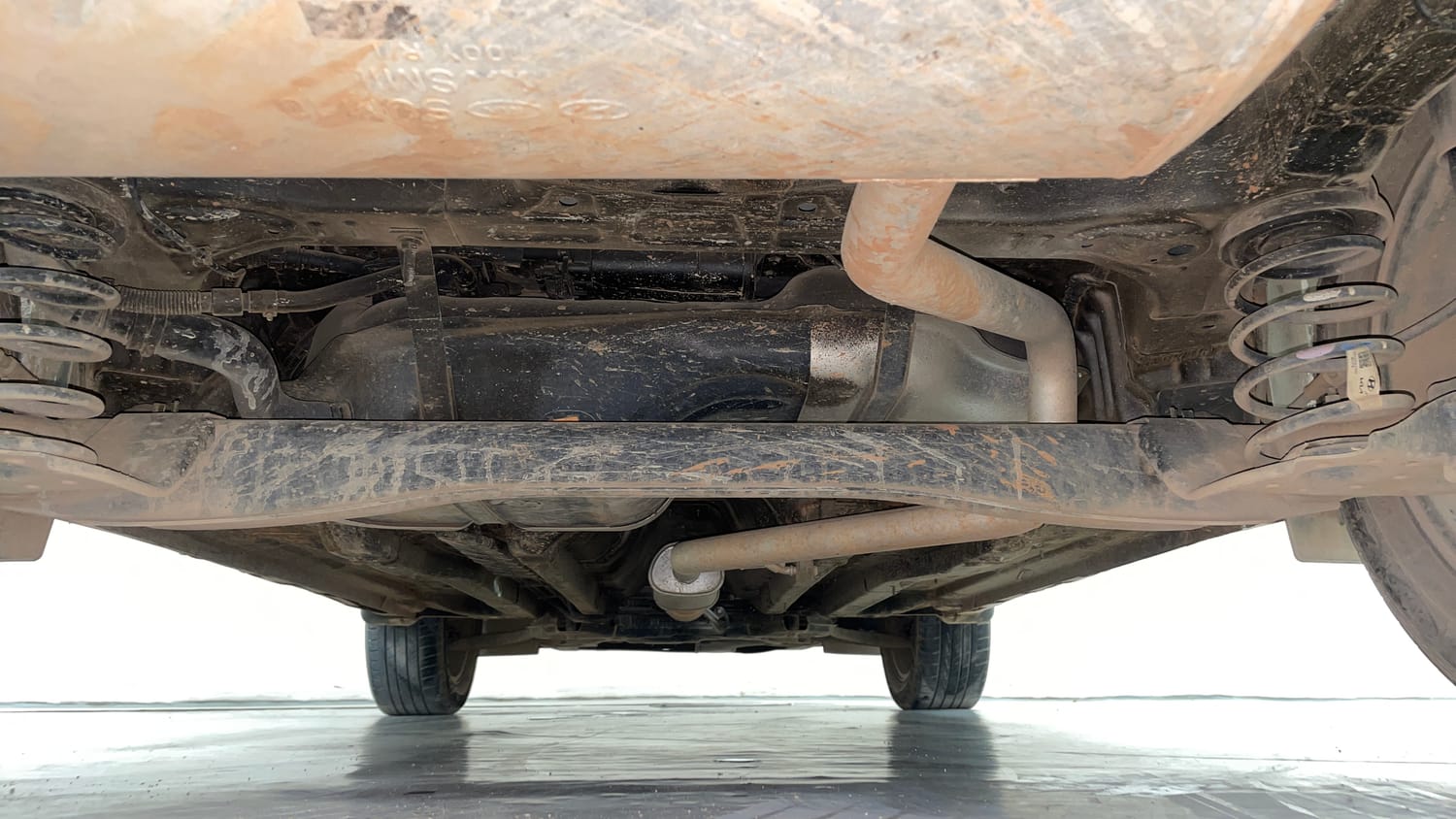 Used 2022 Hyundai Creta SX (O) 1.4 Turbo 7 DCT Petrol Automatic extra REAR UNDERBODY VIEW (TAKEN FROM REAR)