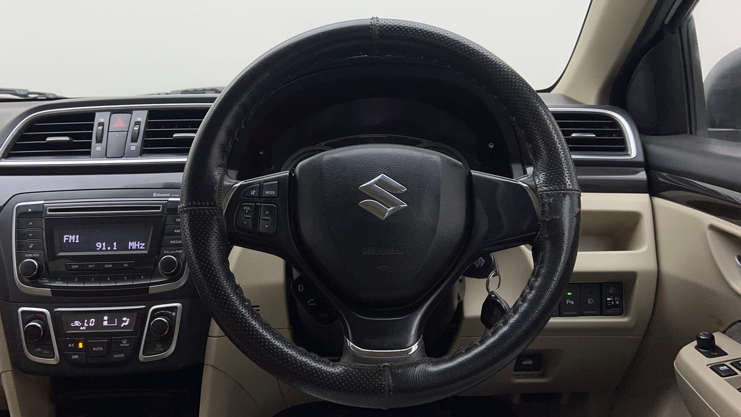 Used 2015 Maruti Suzuki Ciaz VXi+ Petrol Manual interior STEERING VIEW