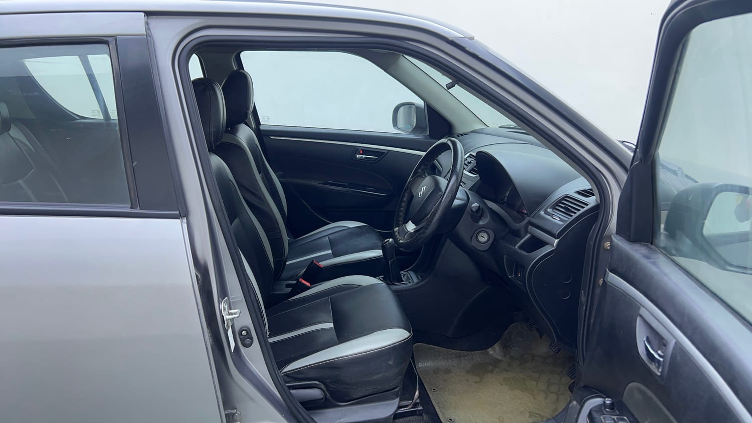 Used 2012 Maruti Suzuki Swift VXi Petrol Manual interior RIGHT SIDE FRONT DOOR CABIN VIEW