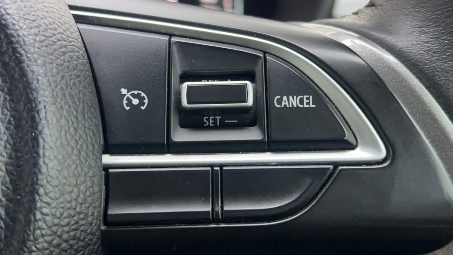 Used 2023 Maruti Suzuki Baleno Alpha AGS Petrol Automatic top_features Cruise control