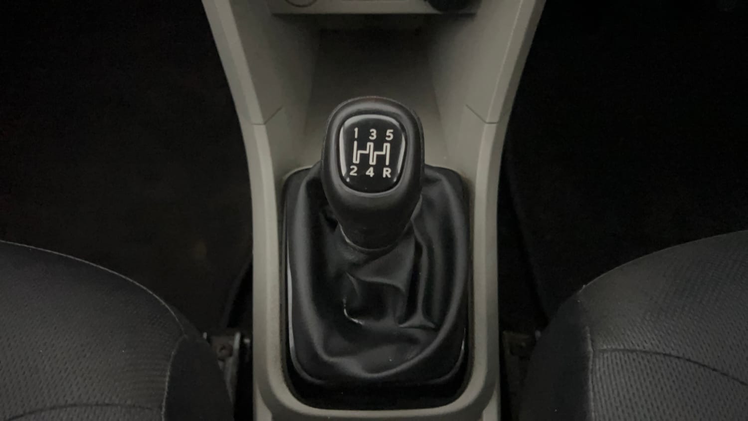 Used 2019 Tata Tiago Revotron XT Petrol Manual interior GEAR  KNOB VIEW