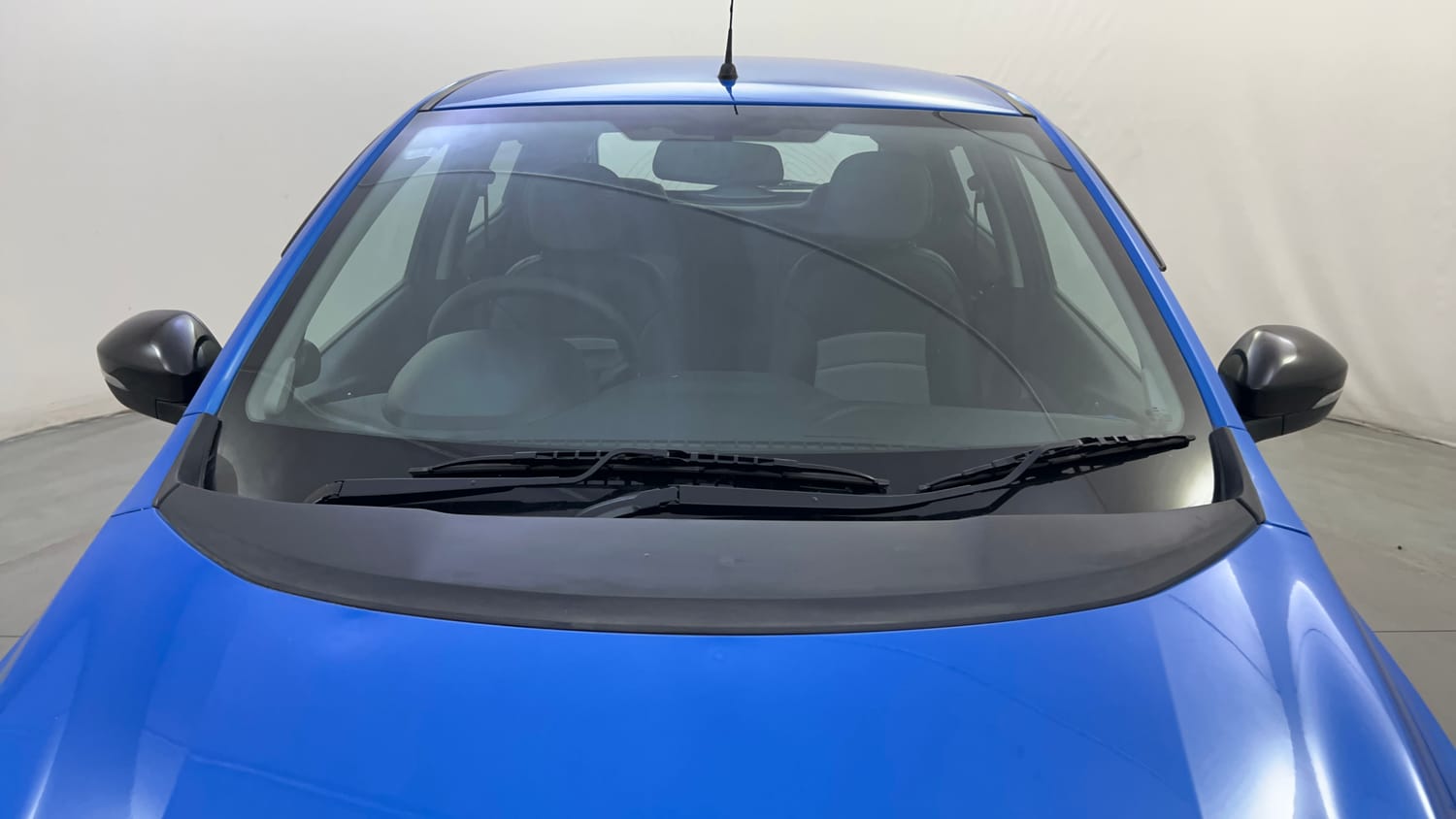 Used 2021 Tata Tiago XZ Plus Petrol Manual exterior FRONT WINDSHIELD VIEW