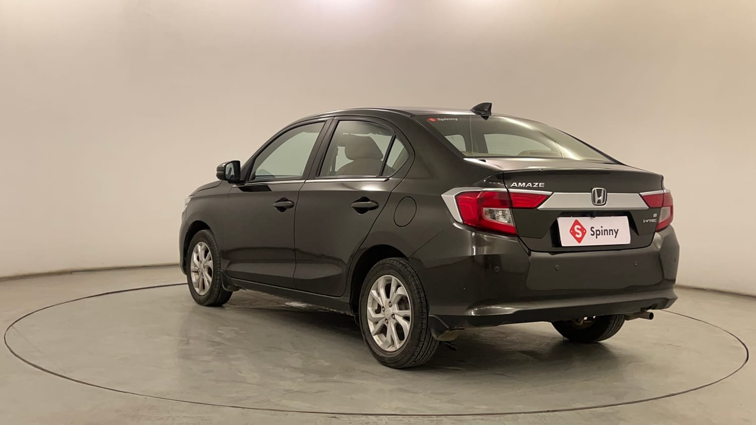 Used 2019 Honda Amaze 1.2 V CVT Petrol Petrol Automatic exterior LEFT REAR CORNER VIEW