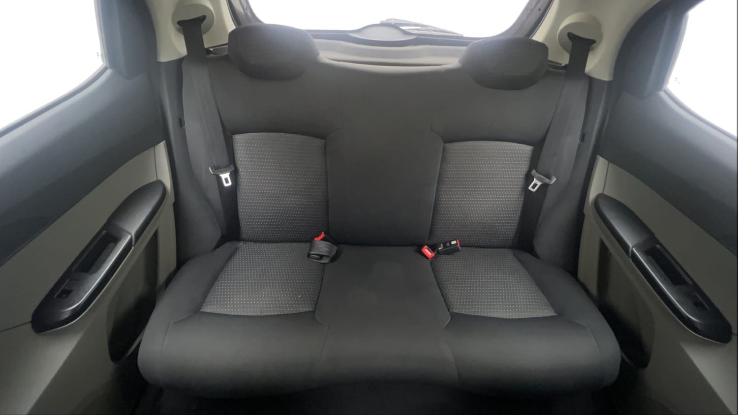 Used 2018 Tata Tiago XZ W/O Alloy Petrol + CNG(Outside Fitted) Cng Manual interior REAR SEAT CONDITION VIEW