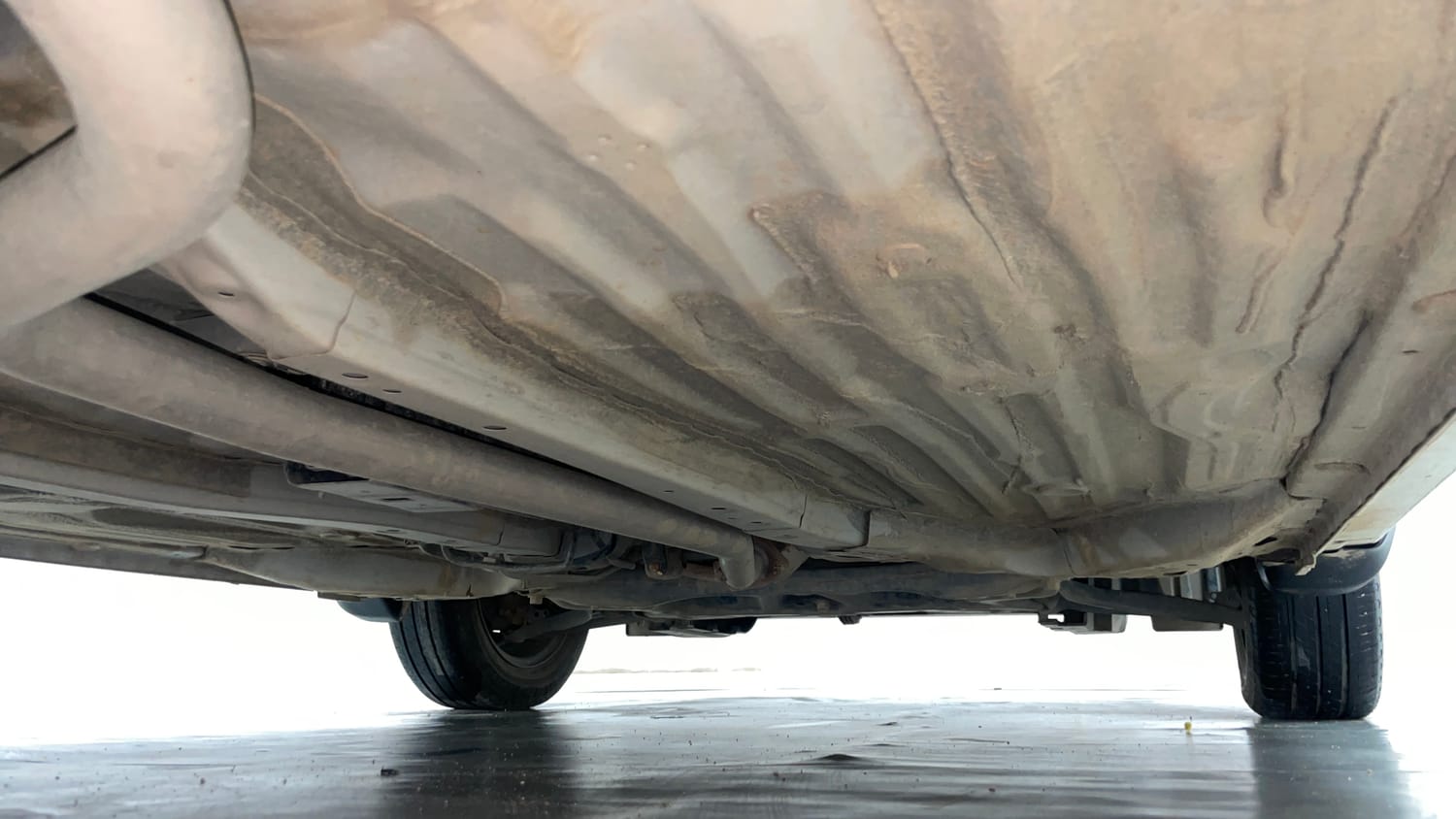 Used 2024 Honda Amaze S 1.2 Petrol MT Petrol Manual extra REAR RIGHT UNDERBODY VIEW