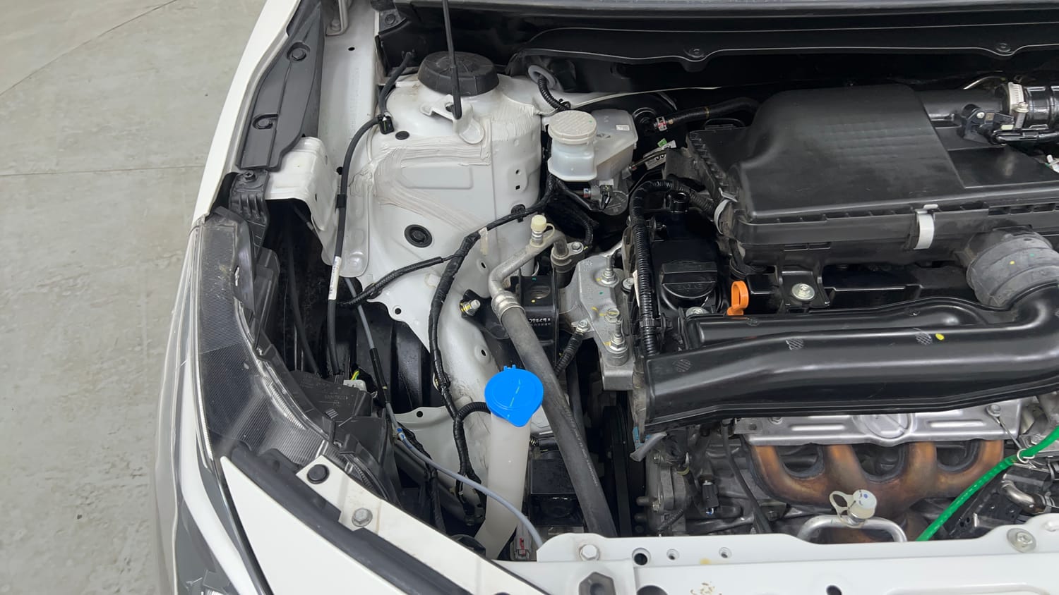 Used 2023 Maruti Suzuki Baleno Zeta AGS Petrol Automatic engine ENGINE RIGHT SIDE VIEW