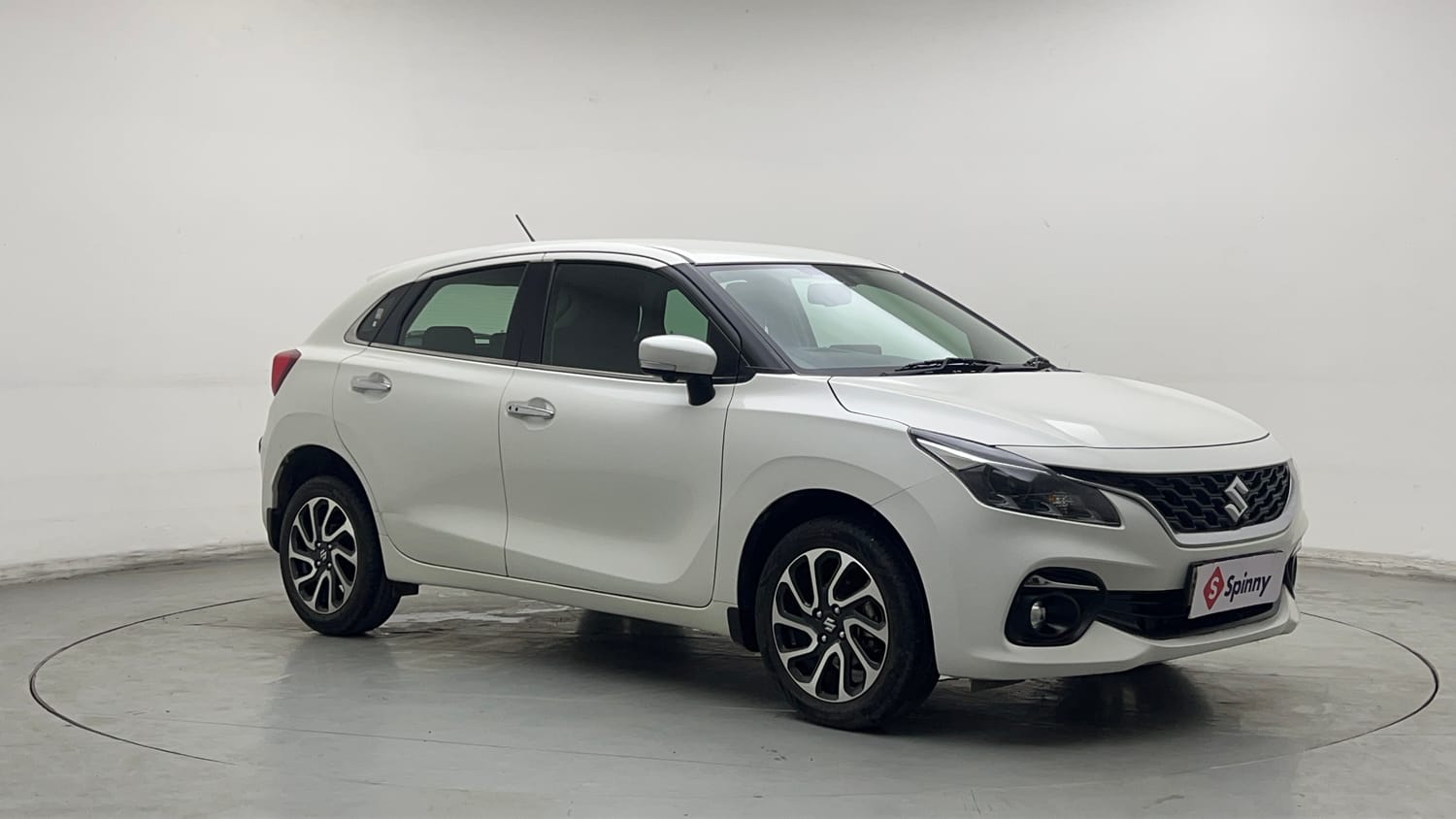 Used 2023 Maruti Suzuki Baleno Alpha AGS Petrol Automatic exterior RIGHT FRONT CORNER VIEW