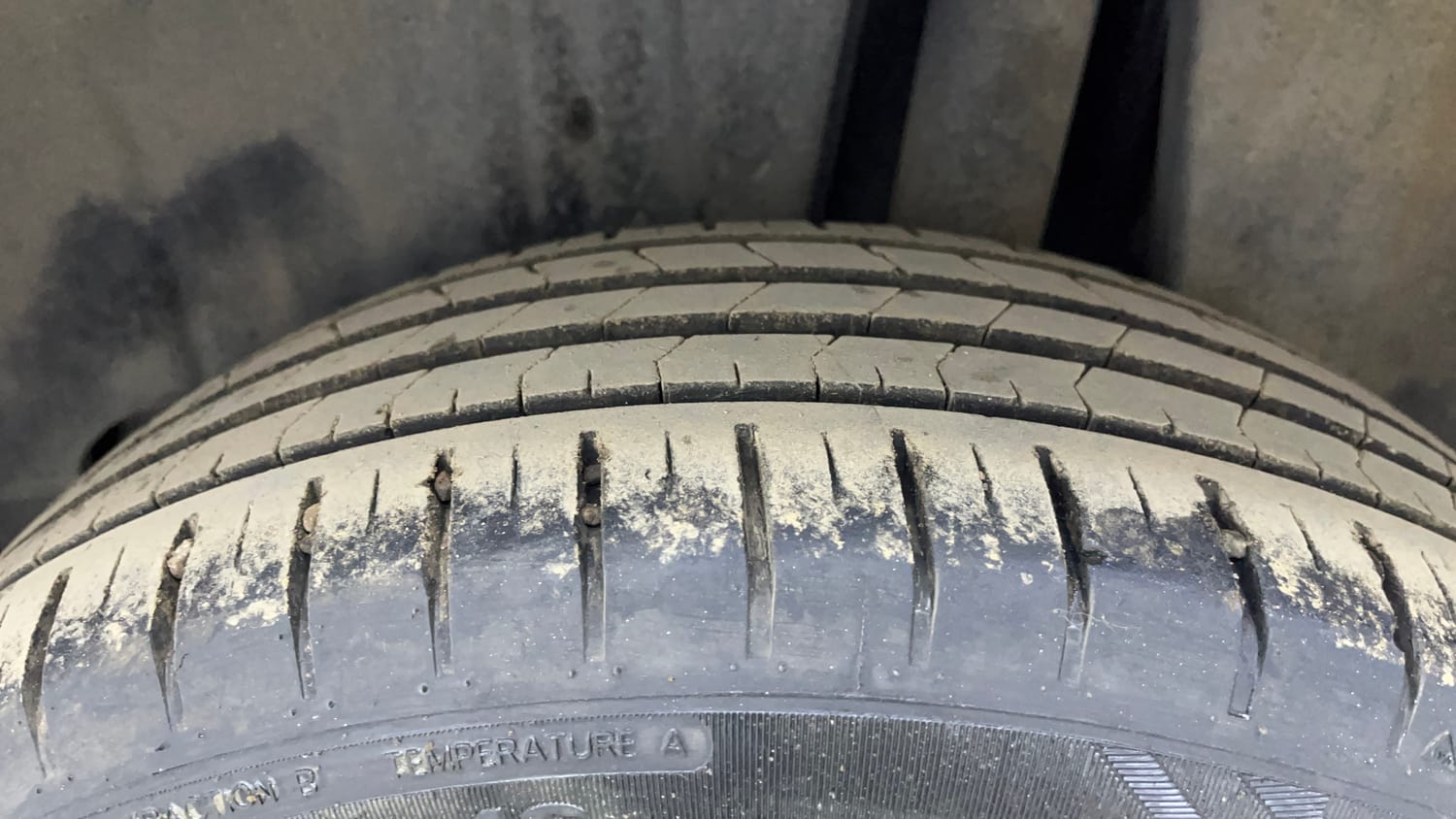 Used 2024 Maruti Suzuki Baleno Zeta AGS Petrol Automatic tyres LEFT REAR TYRE TREAD VIEW