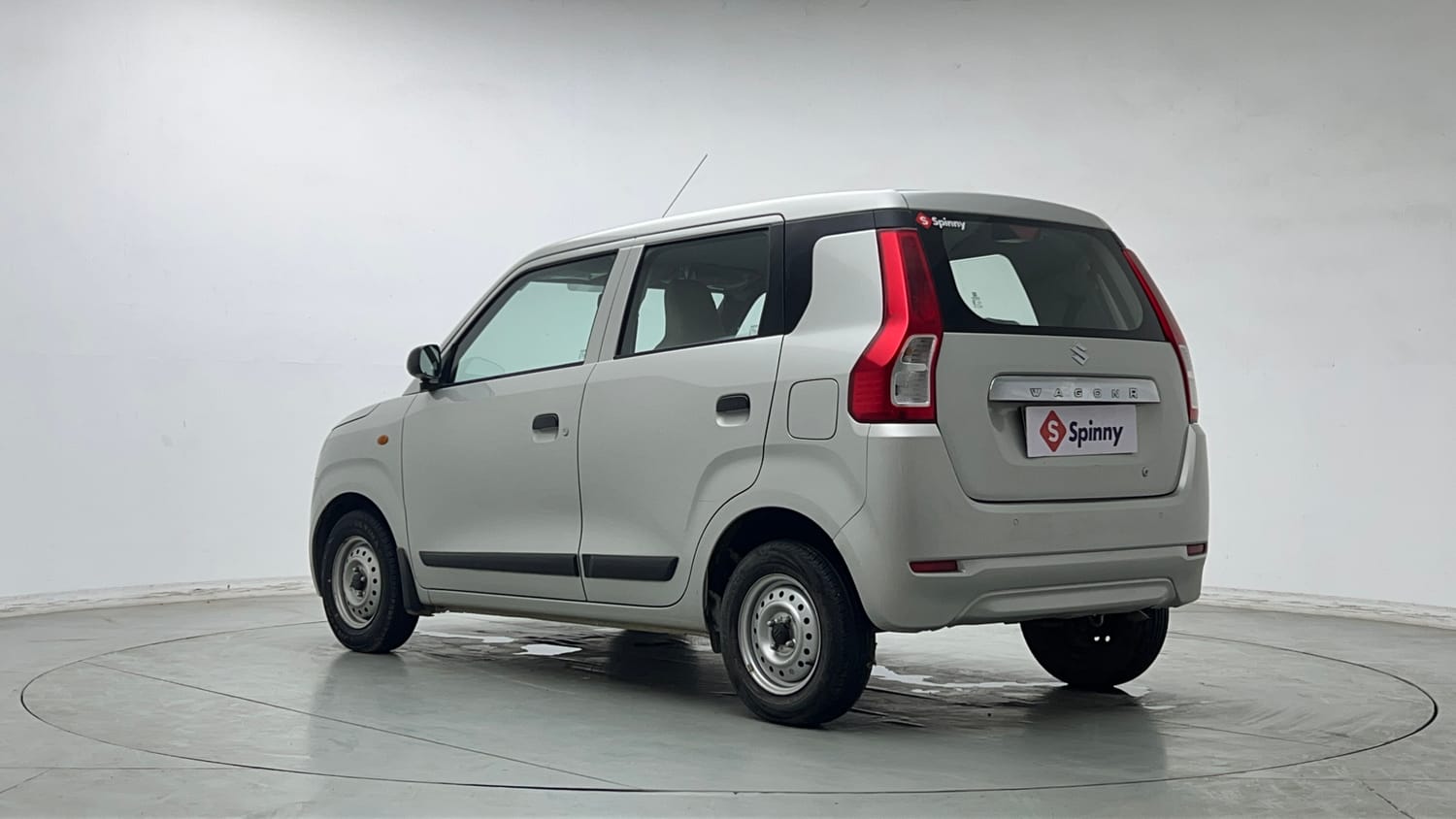 Used 2021 Maruti Suzuki Wagon R 1.0 LXi 1.0 Petrol Manual exterior LEFT REAR CORNER VIEW
