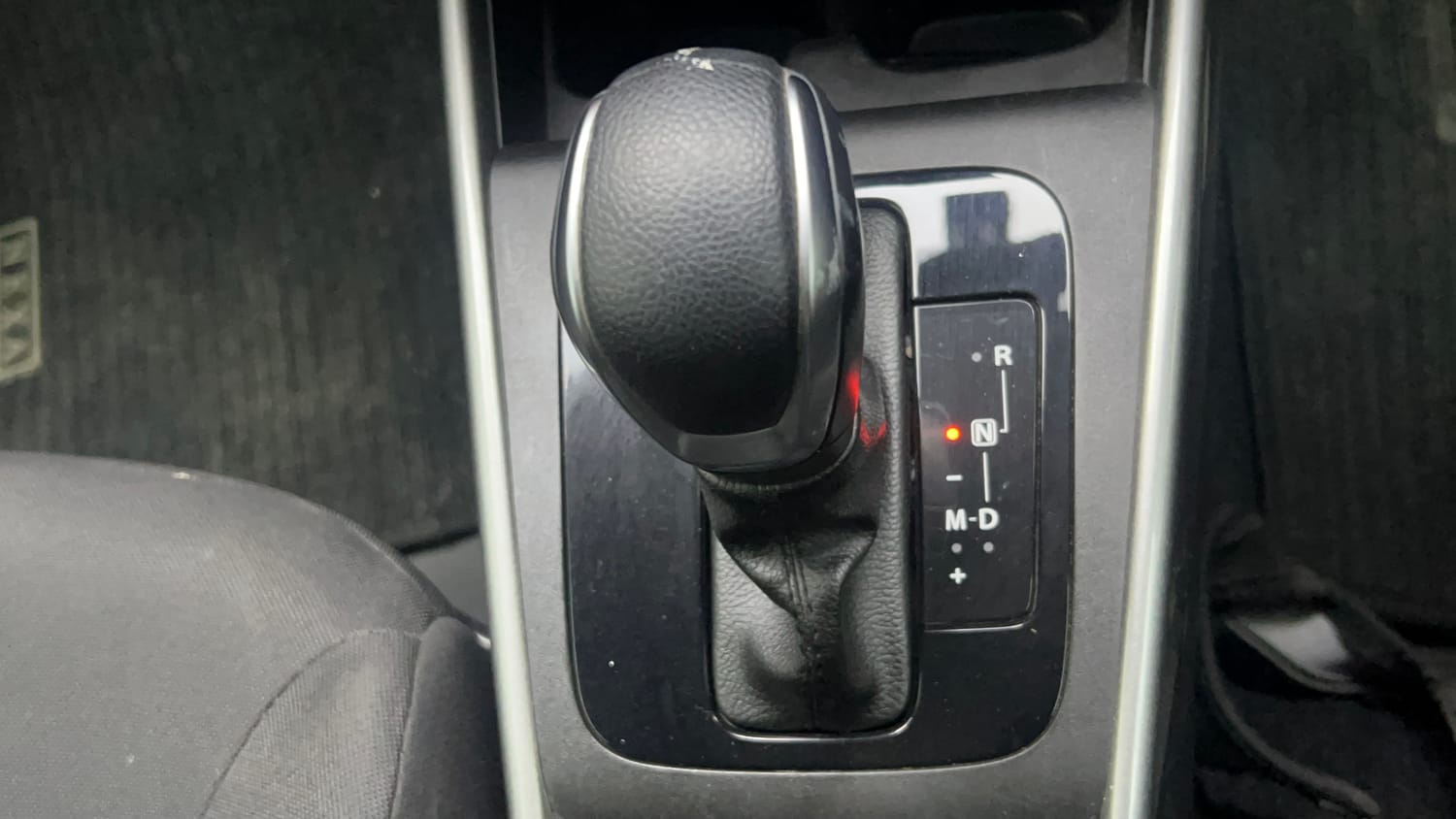 Used 2023 Maruti Suzuki Baleno Alpha AGS Petrol Automatic interior GEAR  KNOB VIEW