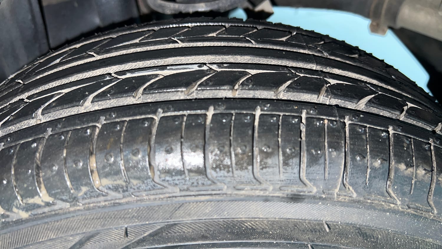 Used 2017 Maruti Suzuki Alto K10 LXi Petrol Manual tyres LEFT REAR TYRE TREAD VIEW