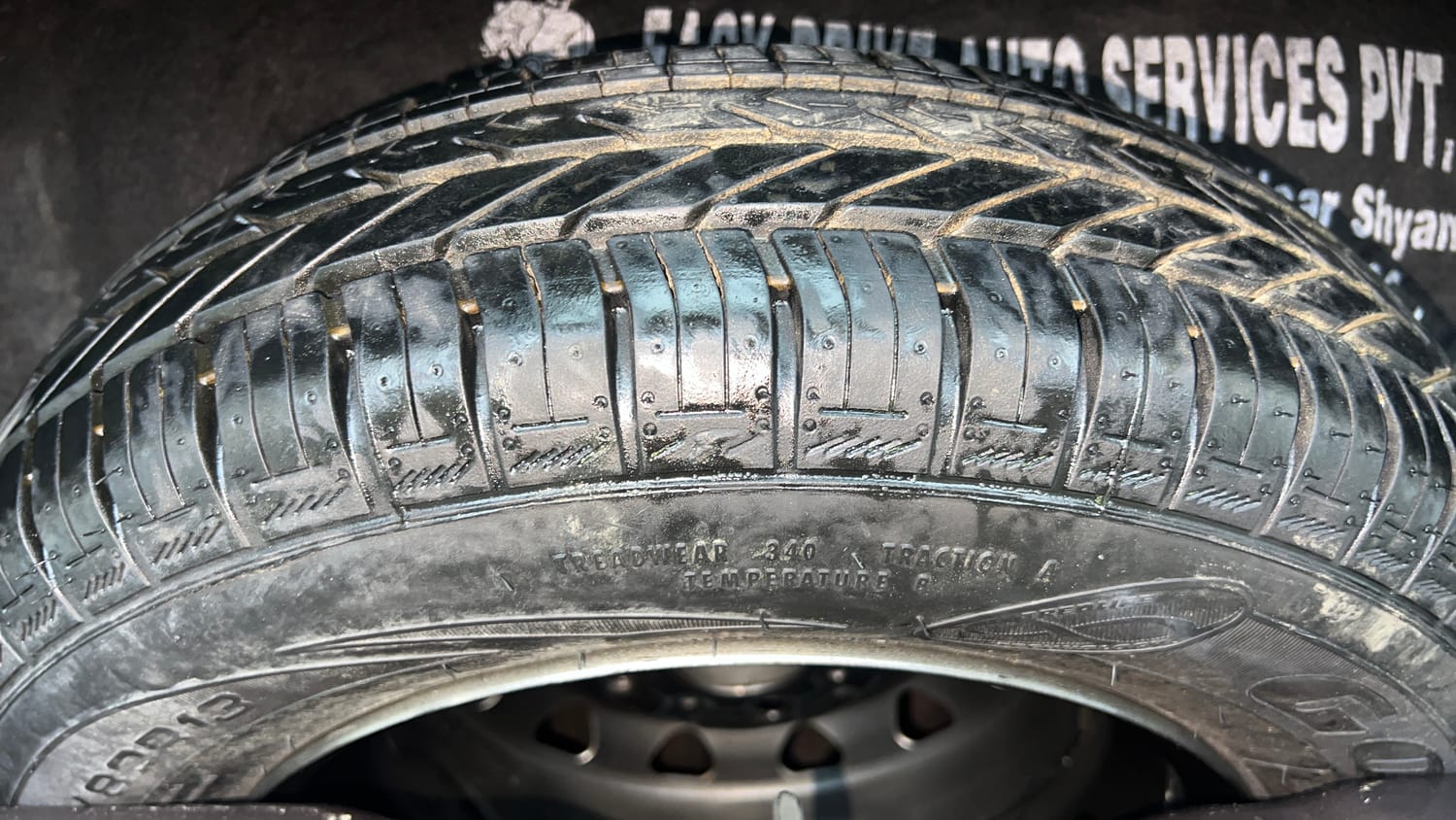 Used 2018 Tata Tiago XZ W/O Alloy Petrol + CNG(Outside Fitted) Cng Manual tyres SPARE TYRE VIEW