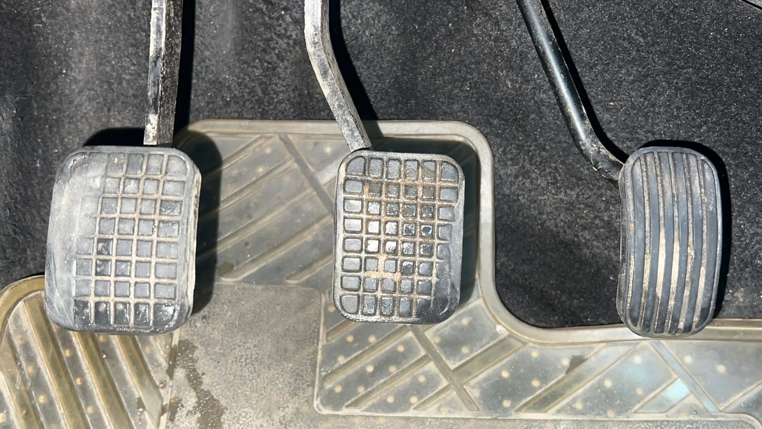 Used 2018 Tata Tiago XZ W/O Alloy Petrol + CNG(Outside Fitted) Cng Manual interior PEDALS VIEW