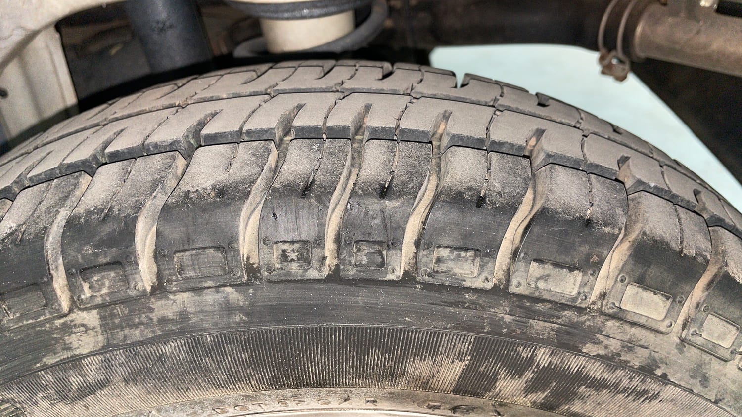 Used 2019 Maruti Suzuki Alto 800 LXi Petrol Manual tyres LEFT REAR TYRE TREAD VIEW