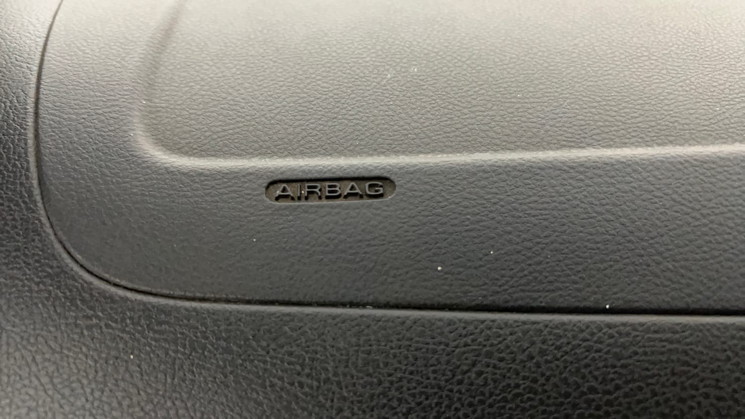 Used 2016 Ford Figo Trend 1.2 Ti-VCT Petrol Manual top_features Airbags