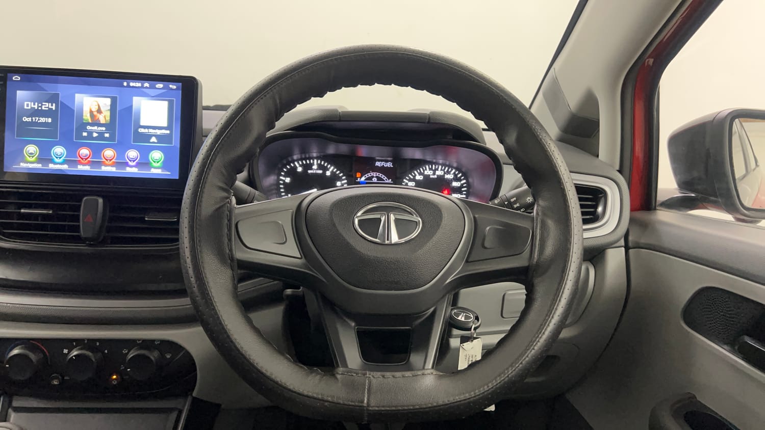 Used 2020 Tata Altroz XE Petrol Petrol Manual interior STEERING VIEW