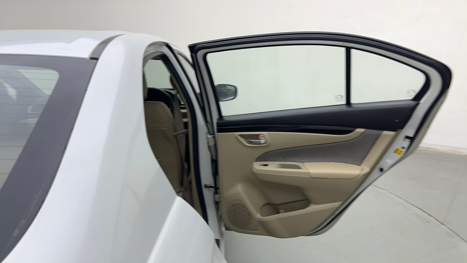Used 2015 Maruti Suzuki Ciaz VXi+ Petrol Manual interior RIGHT REAR DOOR OPEN VIEW