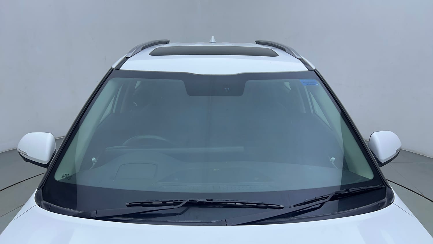 Used 2022 Kia Seltos GTX Plus 1.4 DCT Petrol Automatic exterior FRONT WINDSHIELD VIEW