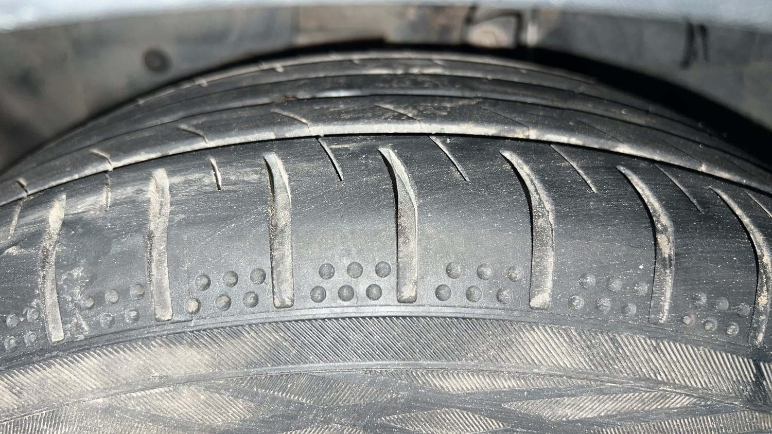 Used 2021 Ford Freestyle Titanium Plus 1.2 Ti-VCT Petrol Manual tyres LEFT FRONT TYRE TREAD VIEW