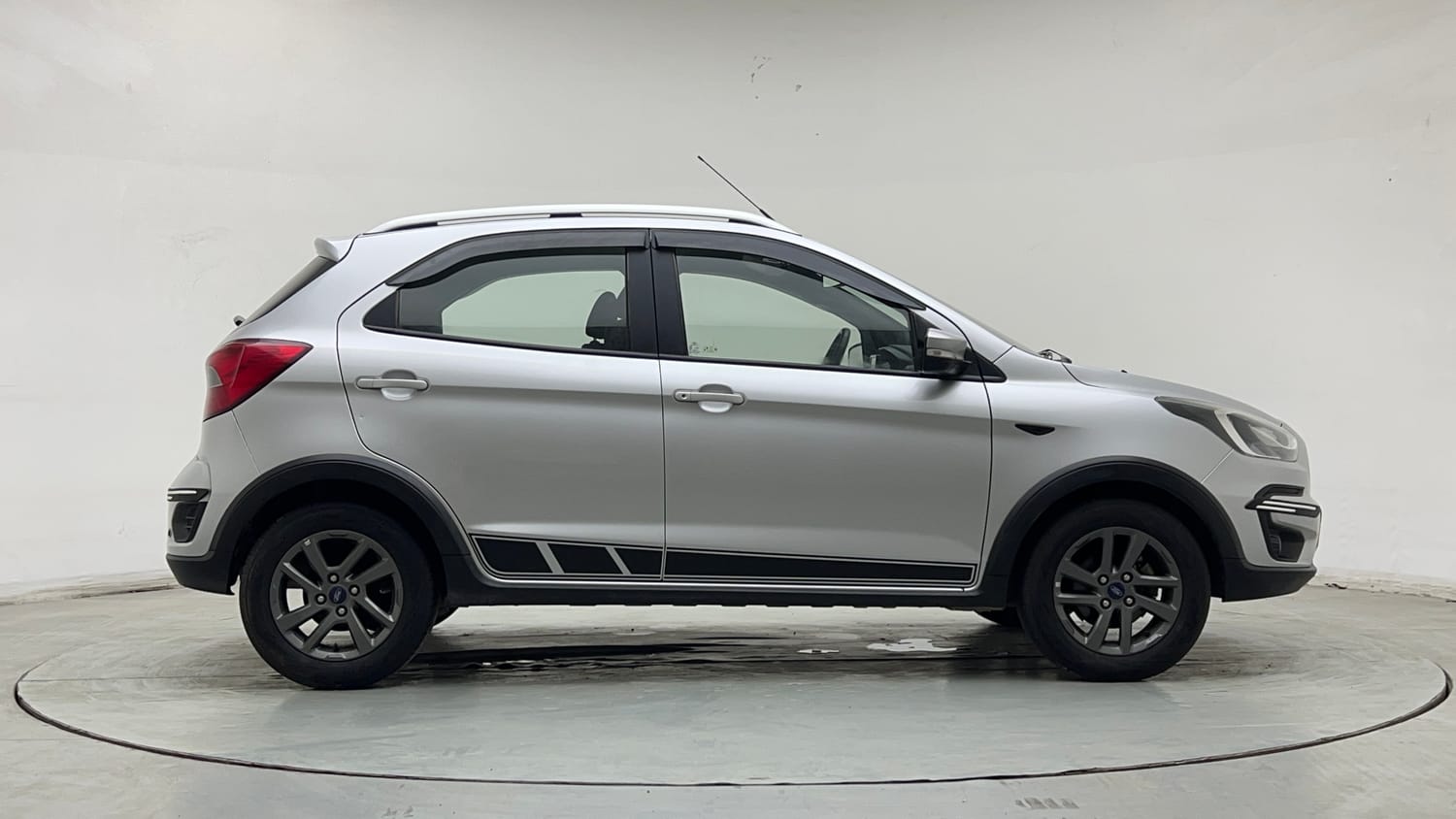 Used 2021 Ford Freestyle Titanium Plus 1.2 Ti-VCT Petrol Manual exterior RIGHT SIDE VIEW