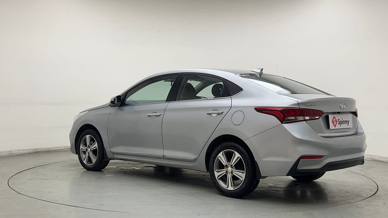Used 2019 Hyundai Verna SX (O) 1.6 VTVT AT Petrol Automatic exterior LEFT REAR CORNER VIEW
