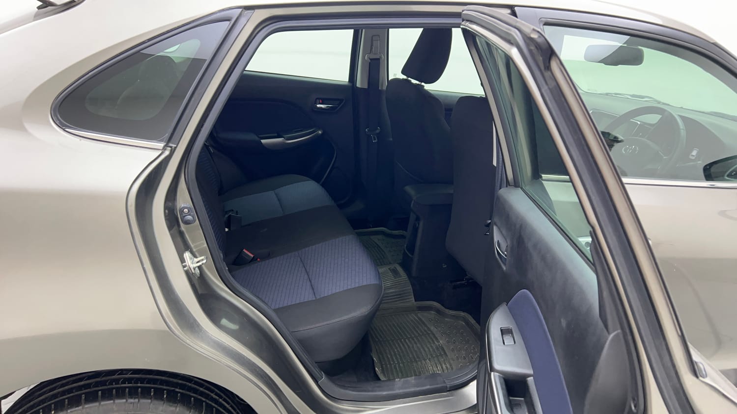 Used 2020 Toyota Glanza V Petrol Manual interior RIGHT SIDE REAR DOOR CABIN VIEW