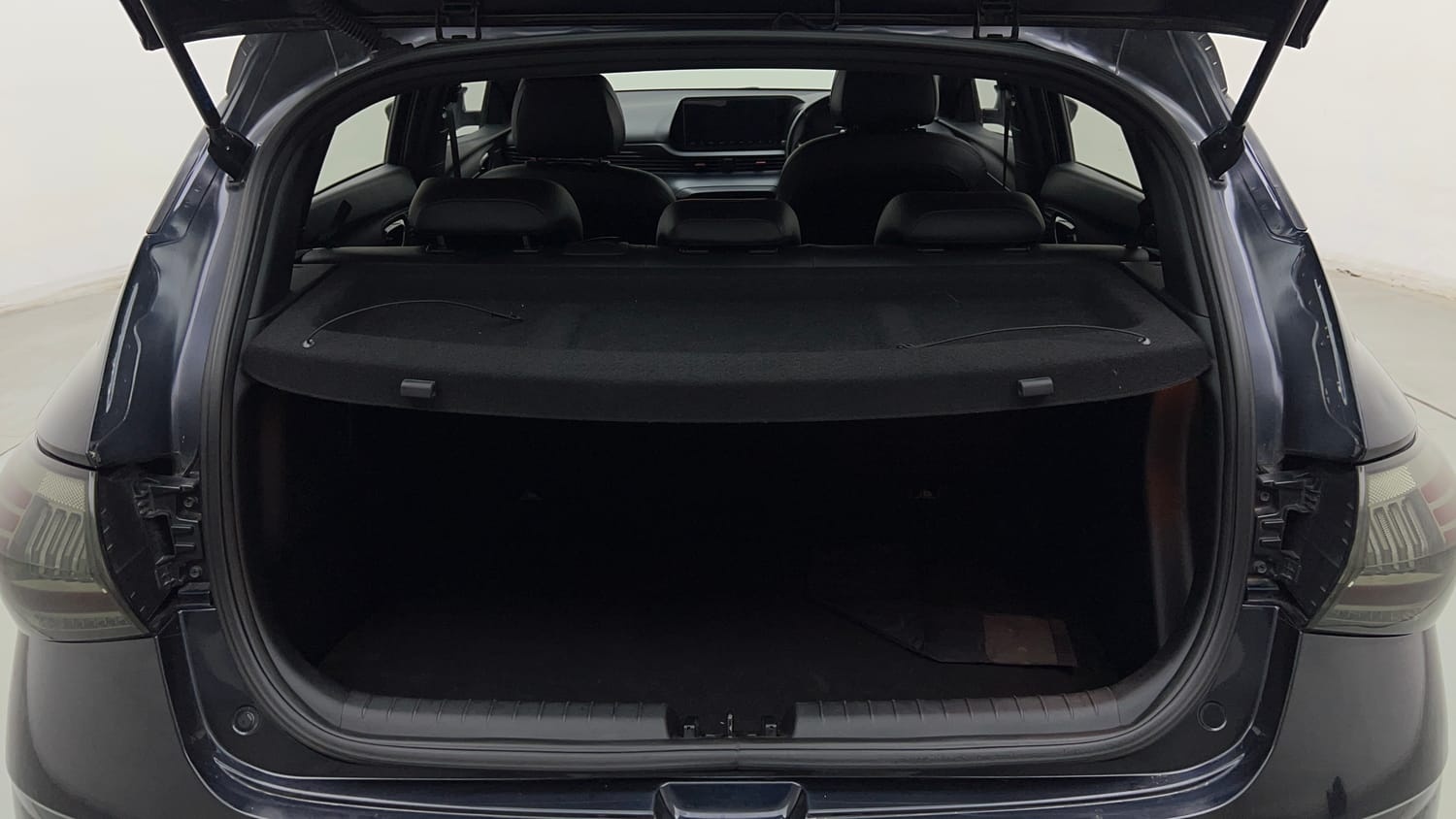 Used 2023 Hyundai i20 N Line N8 1.0 Turbo DCT Petrol Automatic interior DICKY INSIDE VIEW