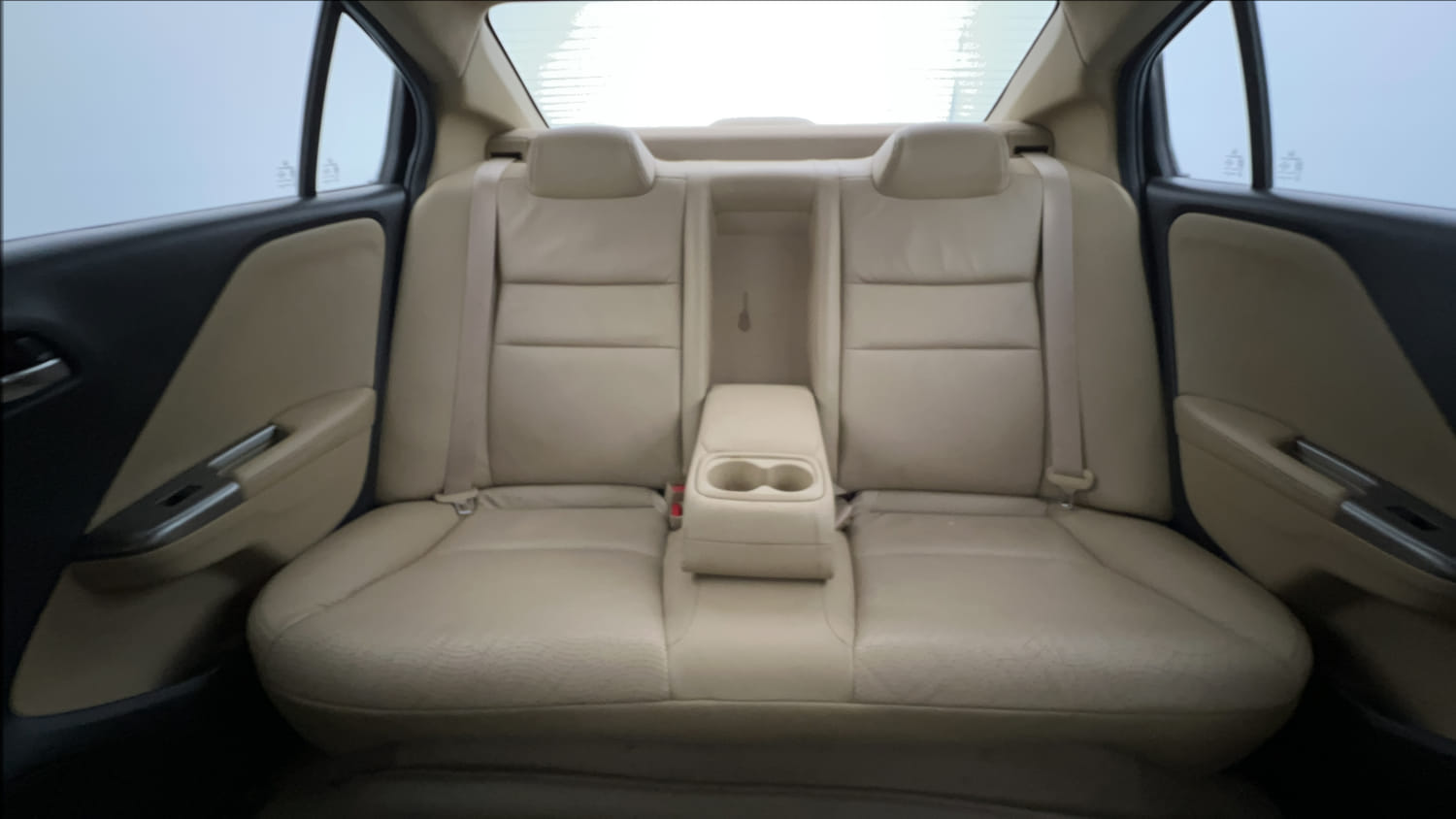 Used 2015 Honda City VX Petrol Manual interior REAR SEAT CONDITION VIEW