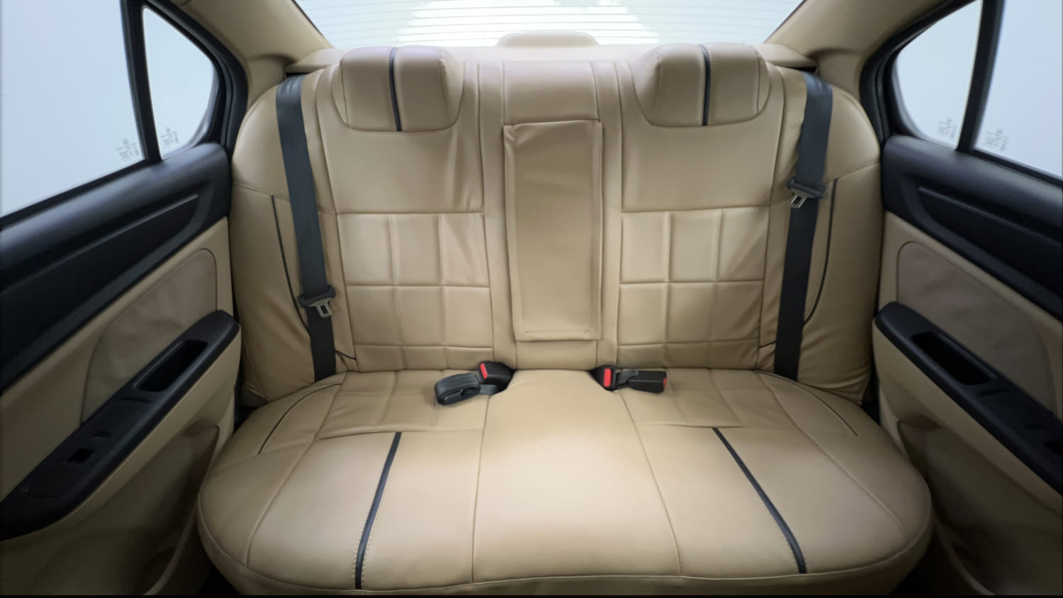 Used 2019 Honda Amaze 1.2 V CVT Petrol Petrol Automatic interior REAR SEAT CONDITION VIEW