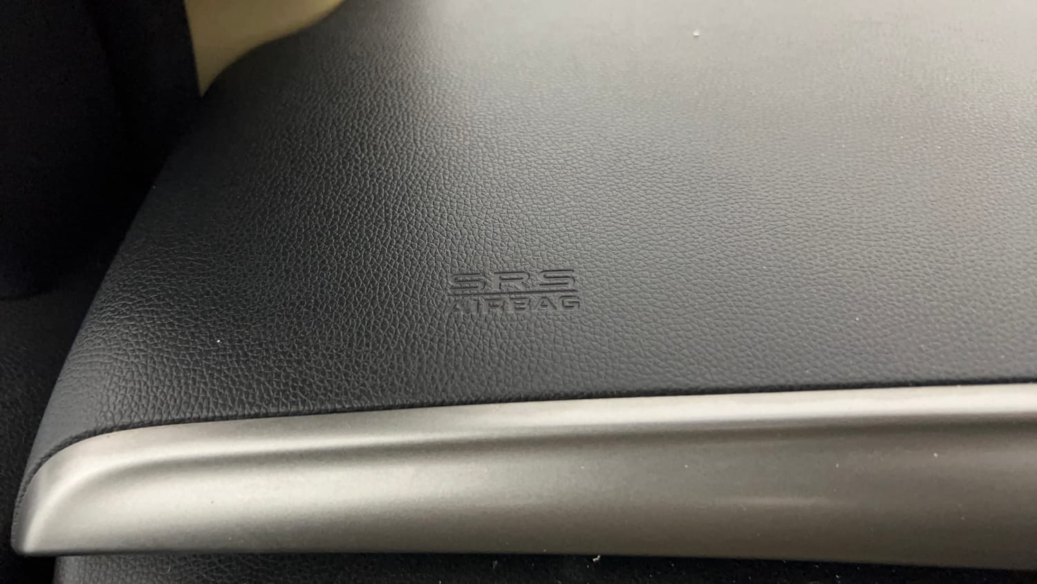 Used 2015 Honda City VX Petrol Manual top_features Airbags