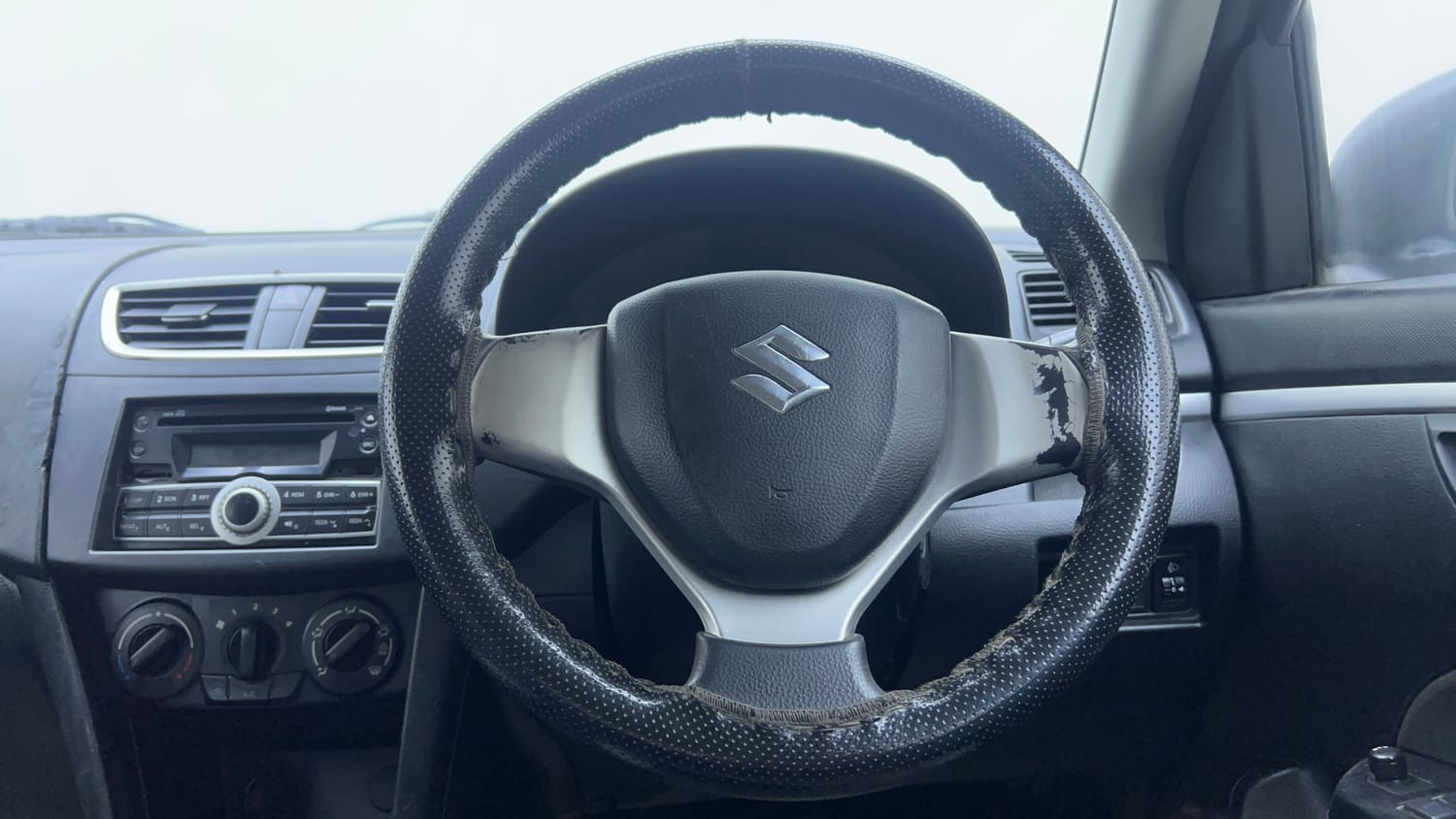 Used 2012 Maruti Suzuki Swift VXi Petrol Manual interior STEERING VIEW