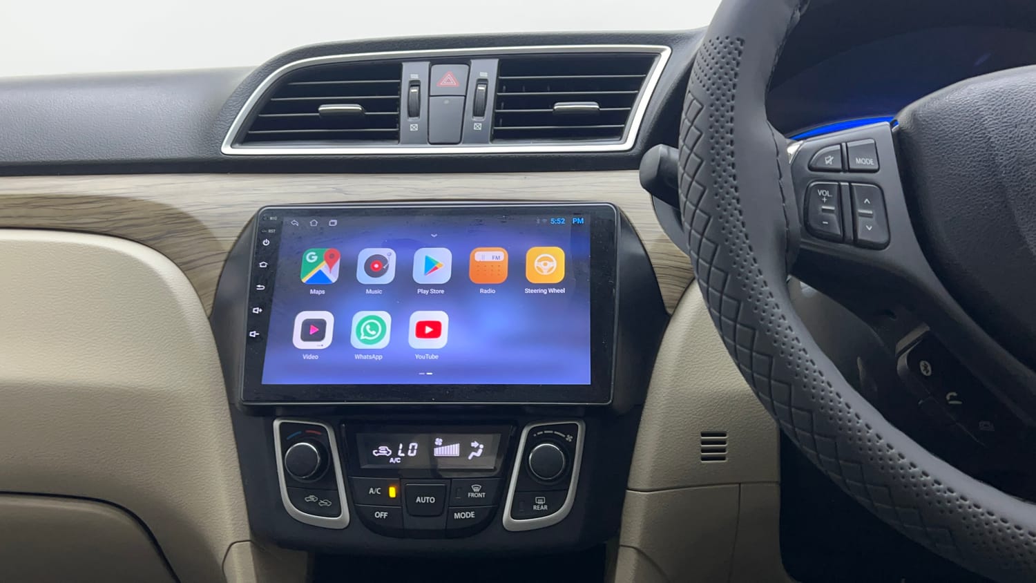 Used 2020 Maruti Suzuki Ciaz Delta 1.5 Petrol Manual interior MUSIC SYSTEM & AC CONTROL VIEW