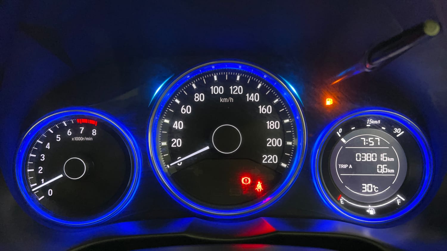 Used 2015 Honda City VX Petrol Manual interior CLUSTERMETER VIEW