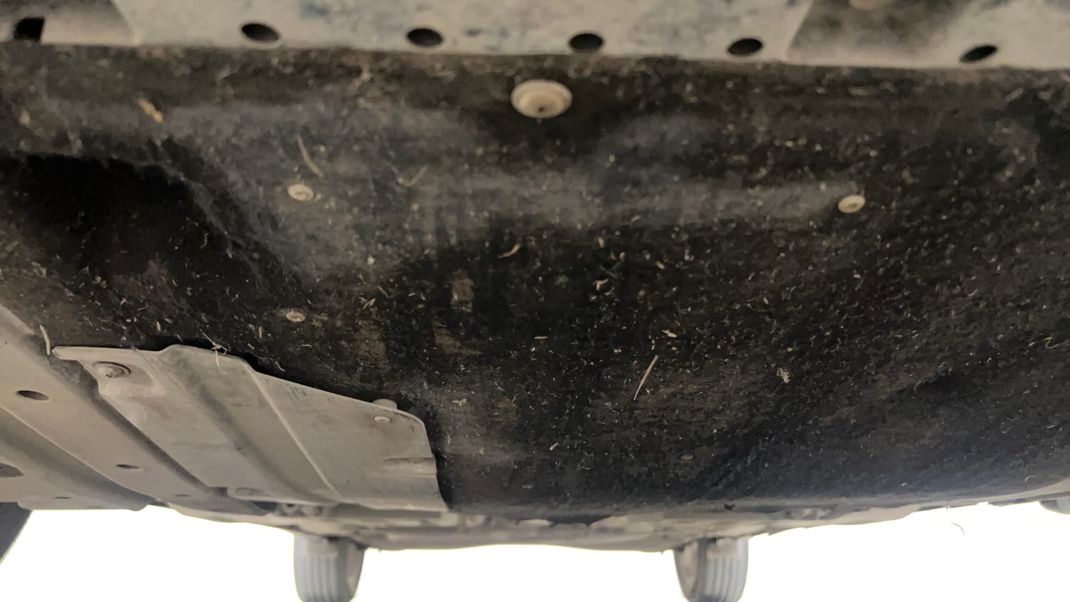 Used 2023 Maruti Suzuki Baleno Zeta AGS Petrol Automatic extra FRONT LEFT UNDERBODY VIEW