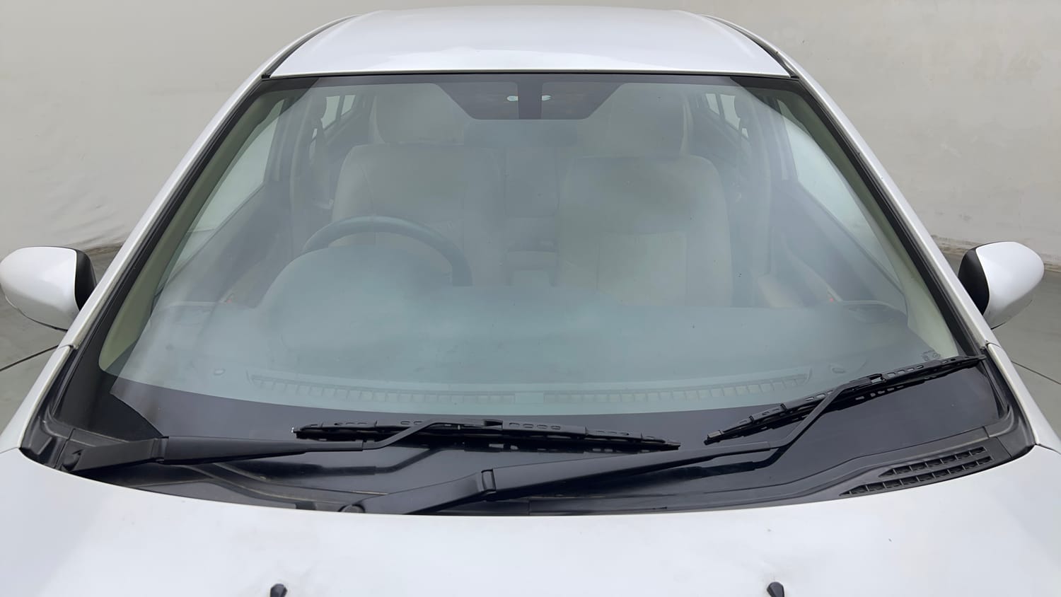 Used 2015 Maruti Suzuki Ciaz VXi+ Petrol Manual exterior FRONT WINDSHIELD VIEW