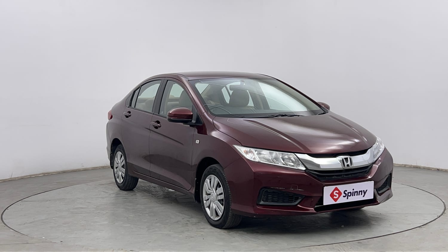 Used 2015 Honda City SV Petrol Manual exterior RIGHT FRONT CORNER VIEW