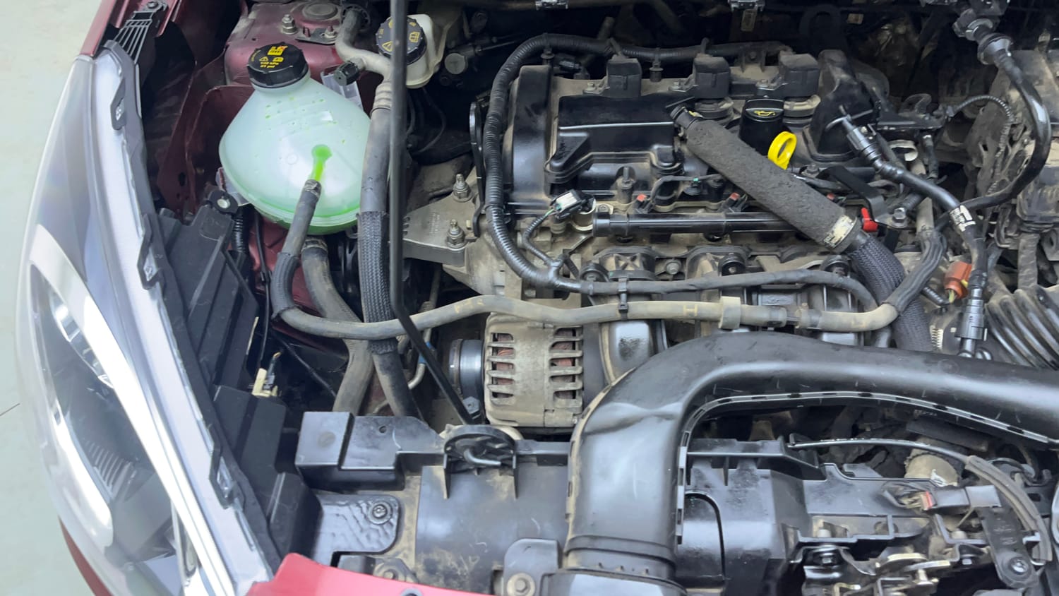 Used 2019 Ford Figo Aspire Titanium 1.2 Ti-VCT Petrol Manual engine ENGINE RIGHT SIDE VIEW