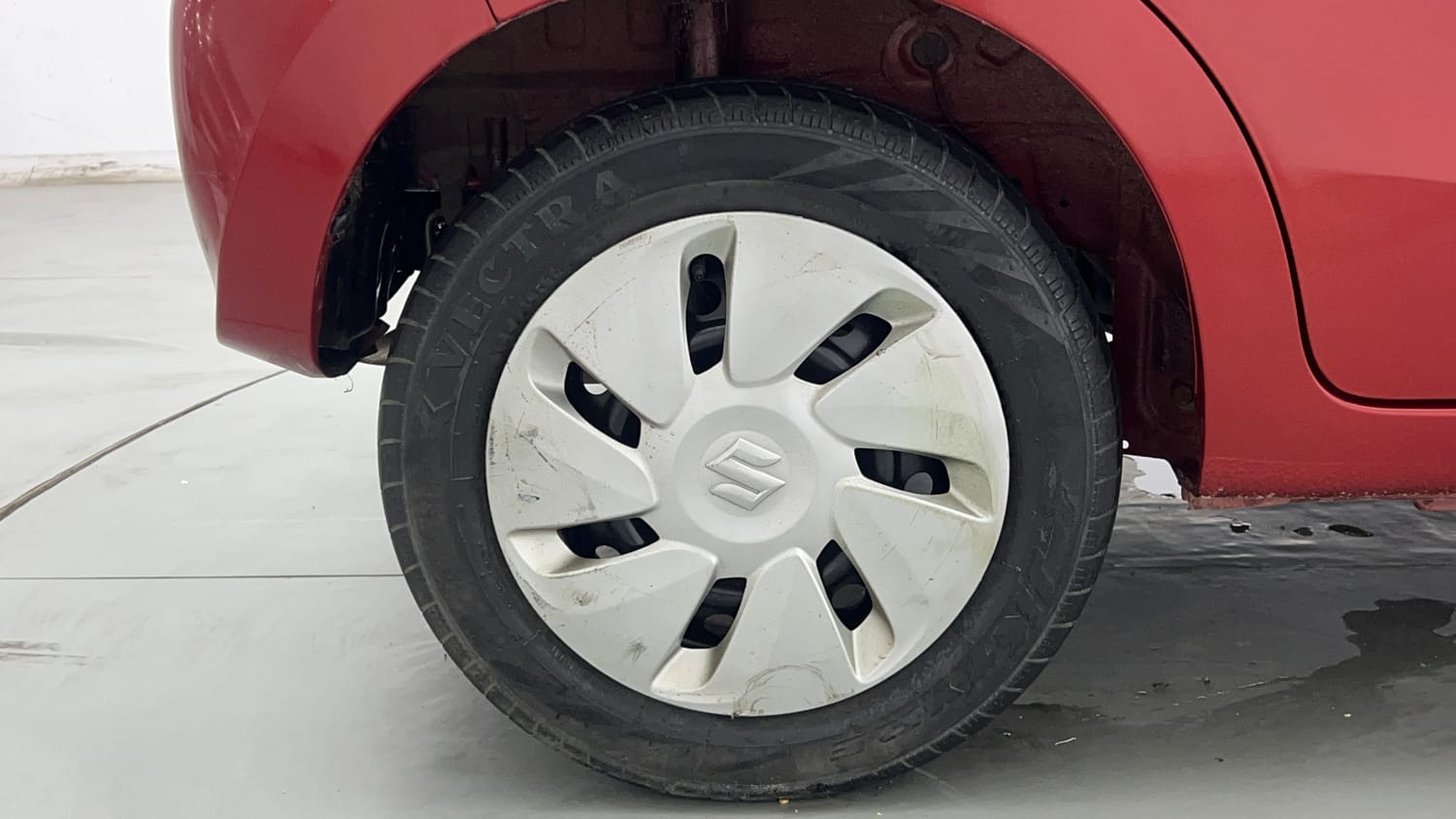 Used 2020 Maruti Suzuki Celerio ZXi (O) AMT Petrol Automatic tyres RIGHT REAR TYRE RIM VIEW
