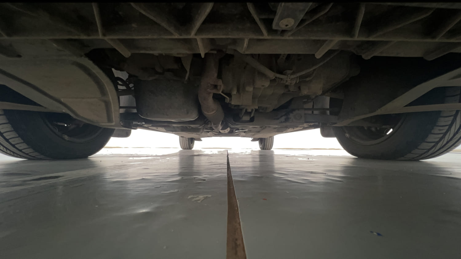 Used 2016 Volkswagen Polo Comfortline 1.2L (P) Petrol Manual extra FRONT LEFT UNDERBODY VIEW